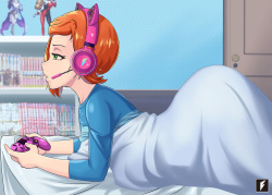 Gwen plays video games